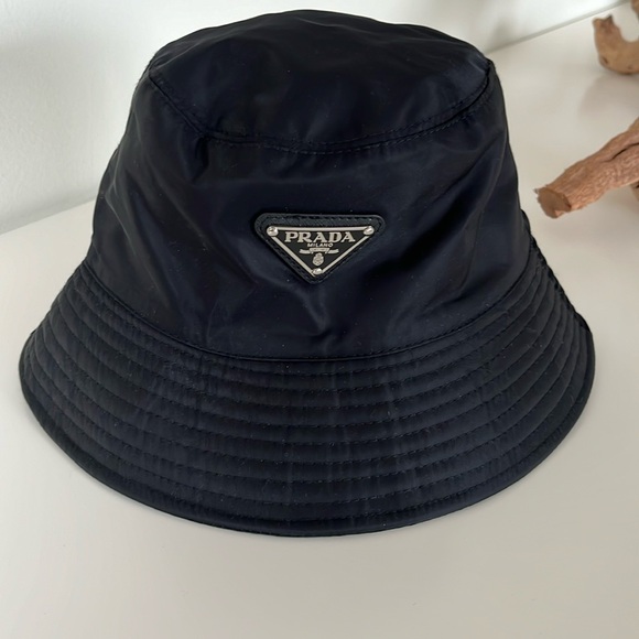 Prada Bucket Hat size Small - Picture 1 of 2